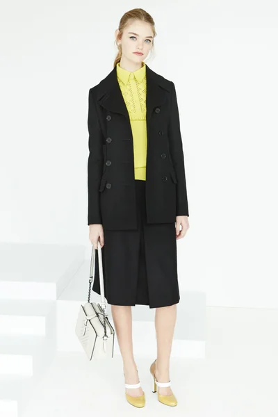 Look 3